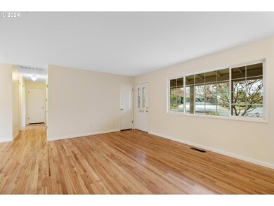 2210 SW Ecole Ave, Beaverton, OR 97005 - photo 7