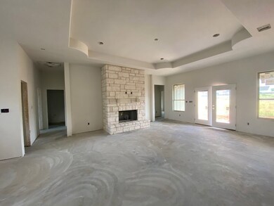 114 Parlin Ln, Fredericksburg, TX 78624 - photo 3