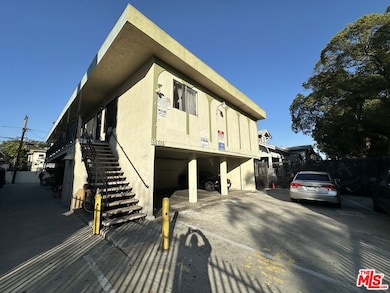 869 W 41st St, Los Angeles, CA 90037 - photo 4