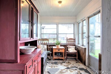 503 N Westminster St, Waynesfield, OH 45896 - photo 5