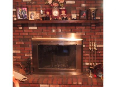 11x14 Dining room