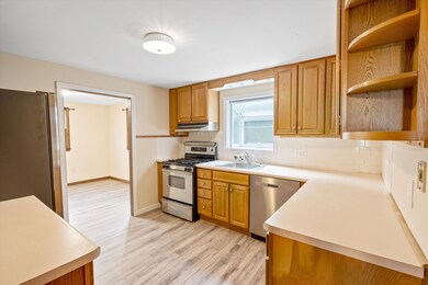 11 Ivy Dr, Merrimack, NH 03054 - photo 7