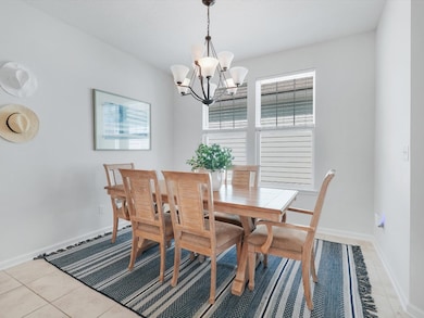 Adorable eat-in space off the kitchen