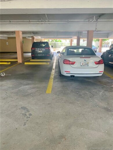 8101 Byron Ave unit 212, Miami Beach, FL 33141 - photo 4