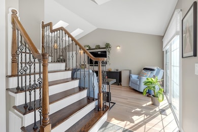 473 Le Parc Cir unit 126, Buffalo Grove, IL 60089 - photo 3