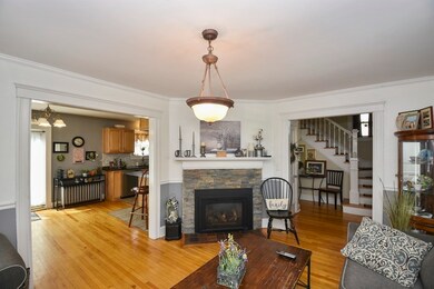 22 Loring St, Worcester, MA 01606 - photo 5