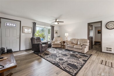 18232 SE 262nd Place, Covington, WA 98042 - photo 2