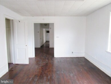 135 E Plumstead Ave, Lansdowne, PA 19050 - photo 3