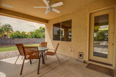 Patio w/fan