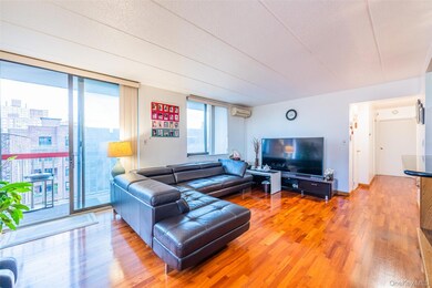 136-24 Maple Ave unit 6F, Flushing, NY 11355 - photo 7