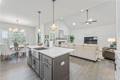 810 Bob Glen Cir, Centerton, AR 72719 - photo 7