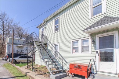 604 Main St unit 2, Freemansburg, PA 18017 - photo 2