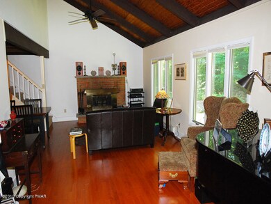 110 Crockett's Crescent, Pocono Pines, PA 18350 - photo 6