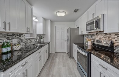 7144 Blache Ct, Jacksonville, FL 32210 - photo 6