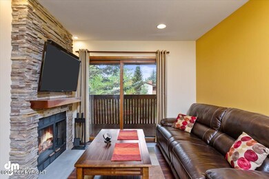 Living Room/doors to balcony
