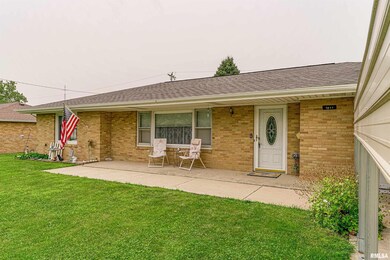 1611 Pulaski St, Lincoln, IL 62656 - photo 2