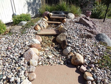 1409 N Ridge Rd, Mitchell, SD 57301 - photo 4