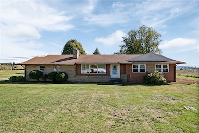 17867 Lincoln Way E, Dalton, OH 44618 - photo 4