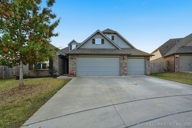 2621 W Tucson Ct, Broken Arrow, OK 74011 - photo 2