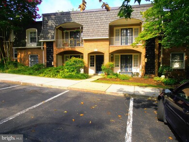 5911 Prince James Dr unit 24, Springfield, VA 22152 - photo 2