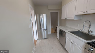 8649 Black Oak Rd, Parkville, MD 21234 - photo 4