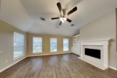 3830 Paigewood Dr, Pearland, TX 77584 - photo 2