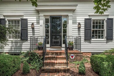 40 Pickett Pl 06
