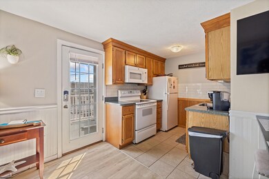 189 E Grand Ave unit 307, Old Orchard Beach, ME 04064 - photo 6