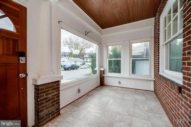 2308 Hoffer Ave, Reading, PA 19605 - photo 4