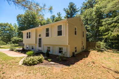 17 Elizabeth Ave, Raymond, ME 04071 - photo 3