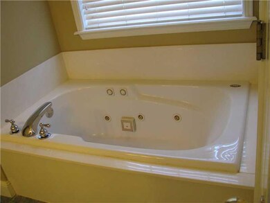 306 NW Saddlebrook Dr, Bentonville, AR 72712 - photo 3