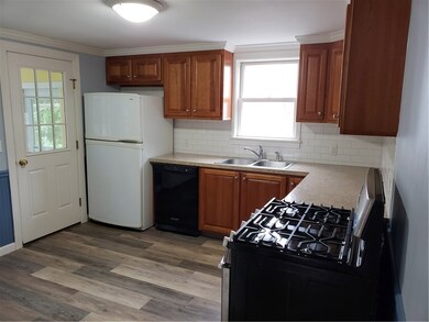 79 Birch St, Warwick, RI 02888 - photo 2