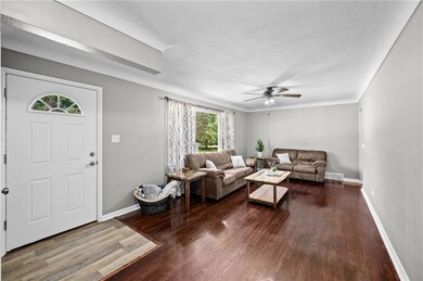 523 E Aurora Ave, Des Moines, IA 50313 - photo 3