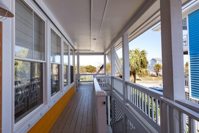 121 SEAWATCH ORANGE-17