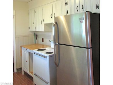 2301 Lambert Dr, Asheboro, NC 27205 - photo 5