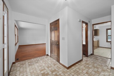 1707 Smokey Ct unit 978D, Naperville, IL 60563 - photo 3