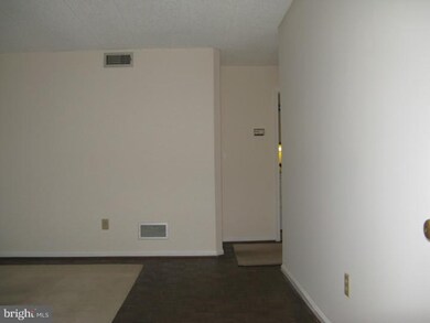 199 W King St unit 1-1, Malvern, PA 19355 - photo 3