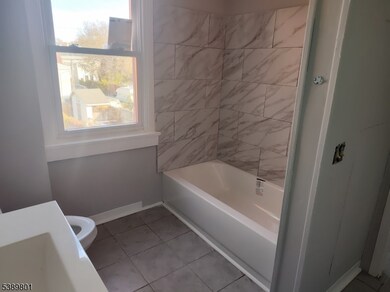 243 Mercer St, Phillipsburg, NJ 08865 - photo 7