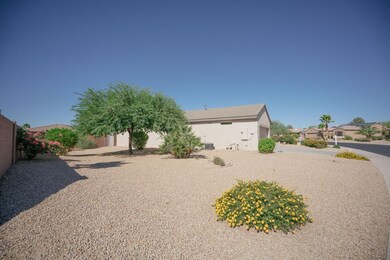 18854 N Summerbreeze Way, Surprise, AZ 85374 - photo 2