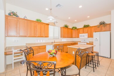 12529 kitchen 2