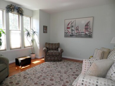 3279 Overlook Dr, Emmaus, PA 18049 - photo 5