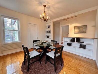 112 Chestnut St unit 3, Brookline, MA 02445 - photo 4