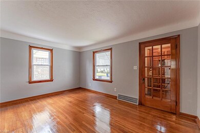 19513 Mohican Ave, Cleveland, OH 44119 - photo 3