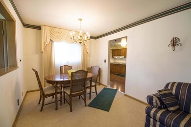 1373 Norris Dr, Columbus, OH 43224 - photo 7