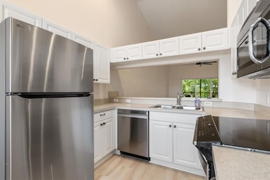 7196 N Plum Tree unit 323, Punta Gorda, FL 33955 - photo 6