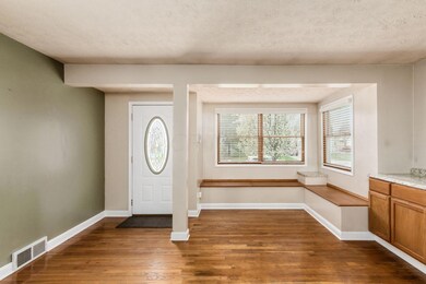 009_4565_E 198 N Gould Rd-036