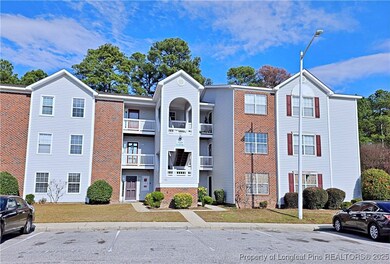 259 Waterdown Dr unit 11, Fayetteville, NC 28314 - photo 2