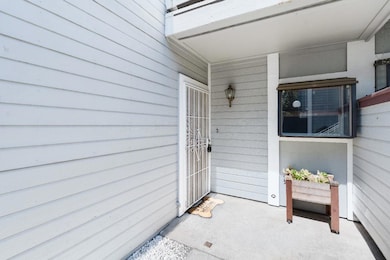 7417 Auburn Oaks Ct unit K, Citrus Heights, CA 95621 - photo 4