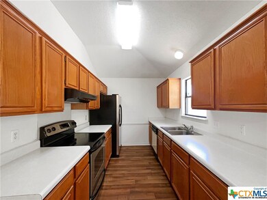 216 Wagontrain Cir, Copperas Cove, TX 76522 - photo 6