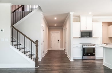 Tifton II Entryway